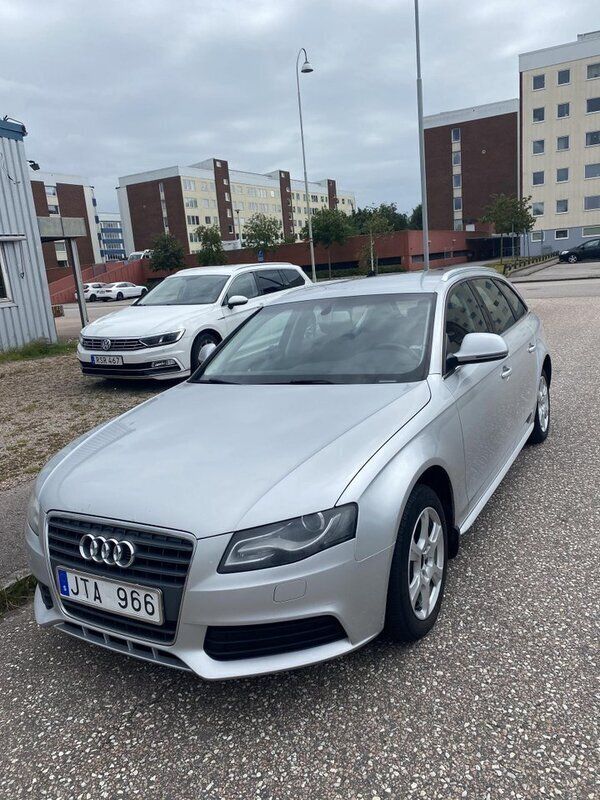 Silver Begagnad 2009 Audi A4 Kombi | 47 500 kr (Bra pris) - Bild 1/4