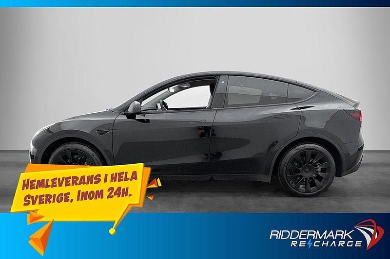 Begagnad Tesla Model Y Long Range AWD 378 kW (514 HK) 2023 Svart SUV