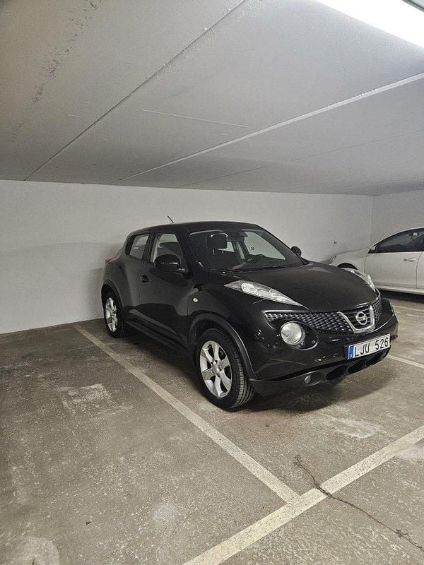 Svart Begagnad 2013 Nissan Juke SUV | 57 000 kr (Marknadspris) - Bild 1/4