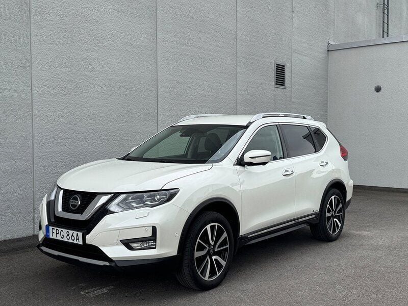 Vit Begagnad 2019 Nissan X-Trail 360º SUV | 199 000 kr (Bra pris) - Bild 1/4