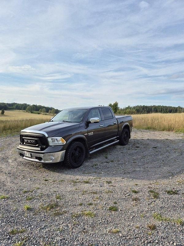 Begagnad 2014 RAM 1500 Pickup | 265 000 kr - Bild 1/4