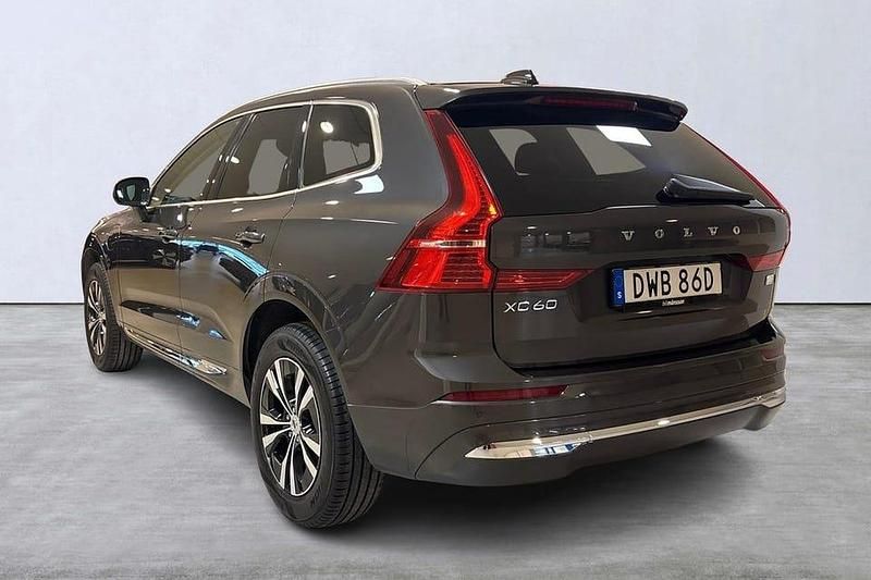 Begagnad Volvo XC60 355 HK (261 kW) 2022 Grå SUV