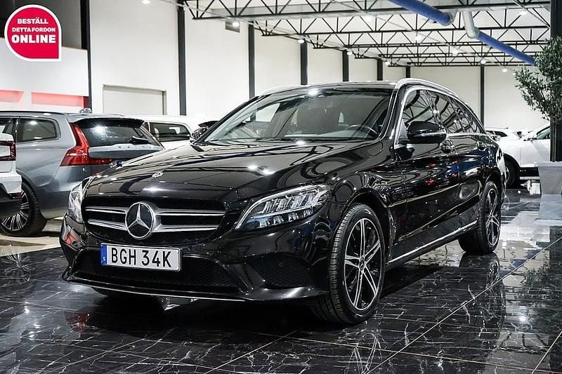 Begagnad Mercedes C300e Avantgarde 306 HK (225 kW) 2021 Svart Kombi