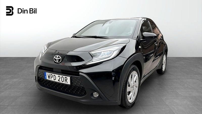 Svart Begagnad 2024 Toyota Aygo X SUV | 169 900 kr (Bra pris) - Bild 1/4