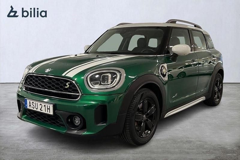 British racing green iv metallic Begagnad 2022 Mini Cooper Countryman SUV | 329 900 kr (Dyr) - Bild 1/4