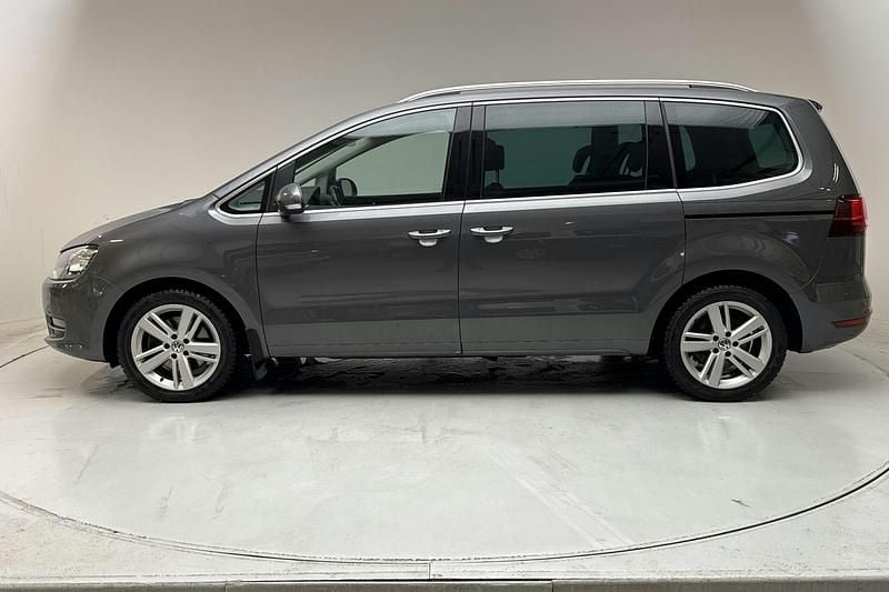 Begagnad VW Sharan GT 184 HK (135 kW) 2017 Mörkgrå Minibuss