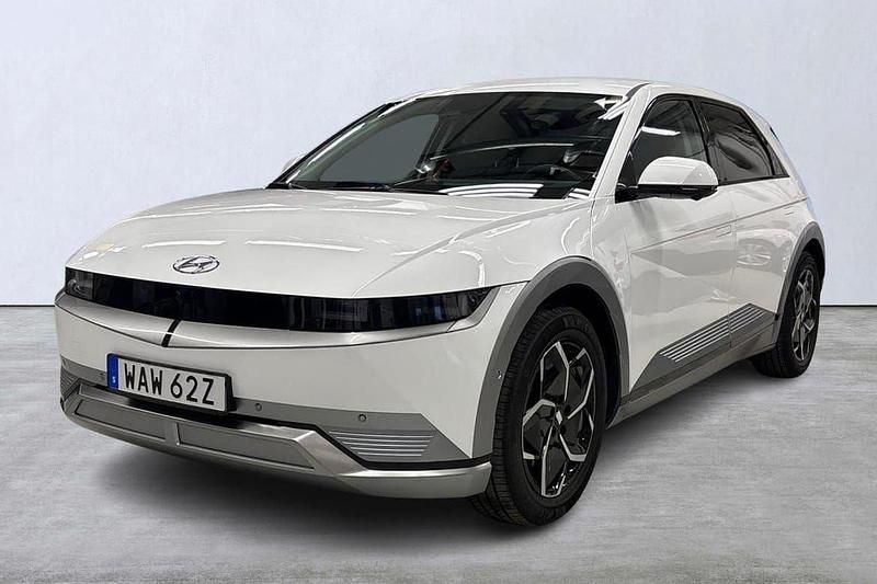 Vit Begagnad 2023 Hyundai Ioniq 5 Advanced SUV | 429 000 kr - Bild 1/1