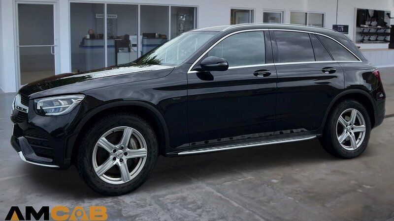 Begagnad 2021 Mercedes GLC300e AMG SUV | 449 000 kr (Marknadspris) - Bild 1/4
