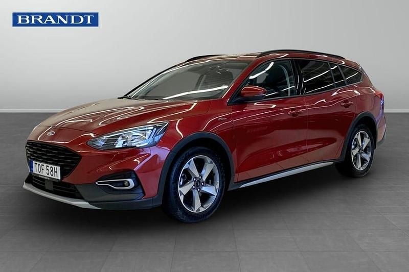 Röd Begagnad 2021 Ford Focus Active Kombi | 164 900 kr (Marknadspris) - Bild 1/4