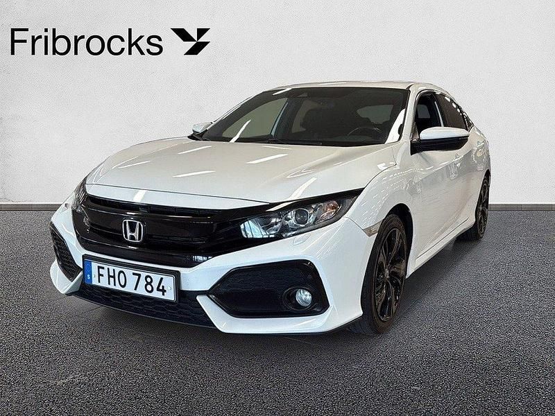 Vit Begagnad 2017 Honda Civic Elegance Halvkombi | 159 800 kr (Marknadspris) - Bild 1/4