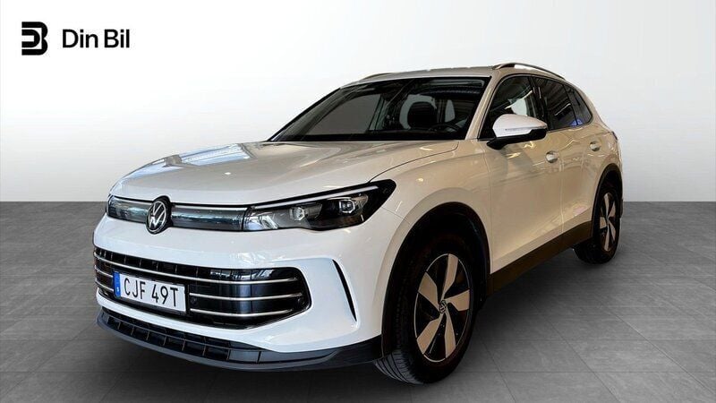 Vit Begagnad 2024 VW Tiguan SUV | 459 000 kr (Dyr) - Bild 1/4