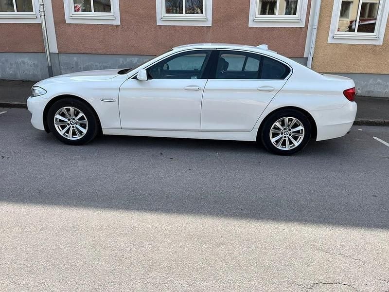 Begagnad BMW 520 184 HK (135 kW) 2012 Sedan
