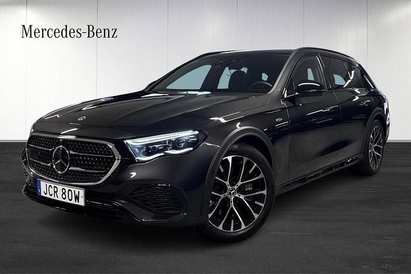 Grå (grey) Begagnad 2025 Mercedes E300 Premium Kombi | 729 000 kr (Superpris) - Bild 1/4