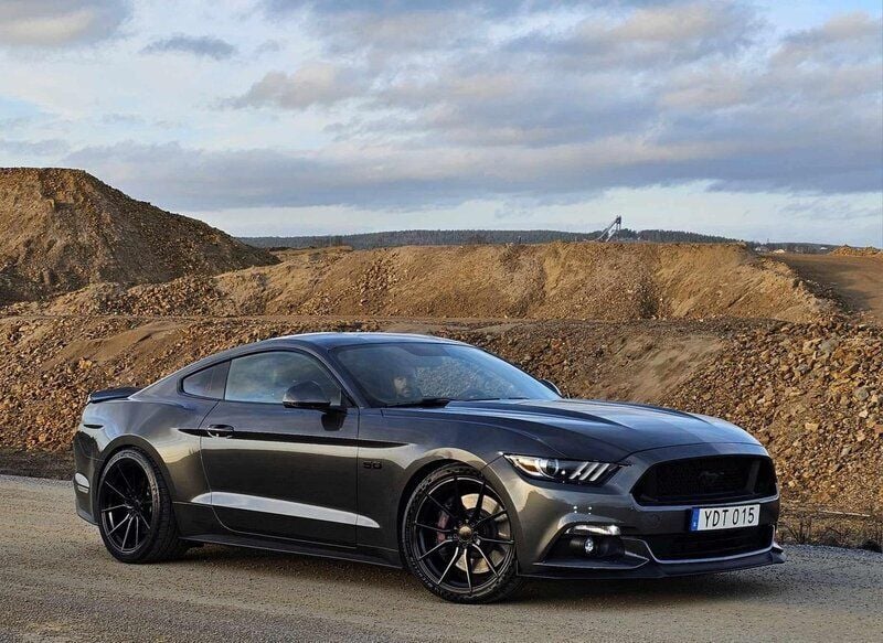 Begagnad 2016 Ford Mustang Sportkupé | 429 000 kr - Bild 1/4