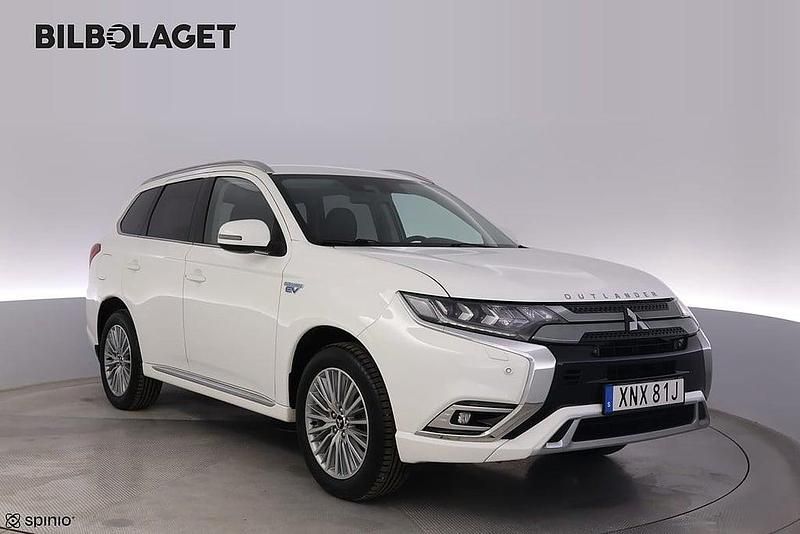 Vit Begagnad 2019 Mitsubishi Outlander P-HEV Comfort Edition SUV | 239 800 kr (Marknadspris) - Bild 1/4