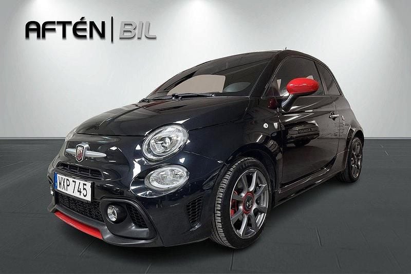 Svart Begagnad 2018 Fiat 500 Abarth Halvkombi | 164 800 kr - Bild 1/3