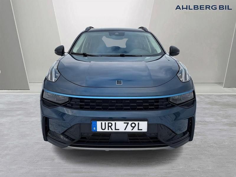 Begagnad Lynk & Co 01 264 HK (194 kW) 2021 Blå SUV