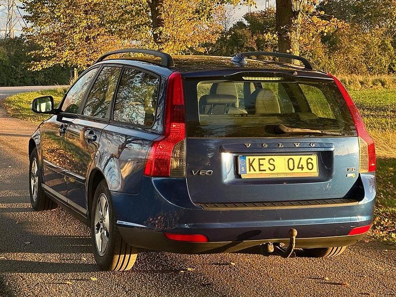 Begagnad Volvo V50 109 HK (80 kW) 2009 Blå (blå metallic ) Kombi