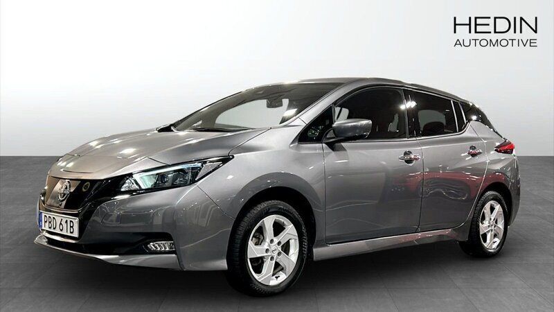 Grå (grey) Begagnad 2022 Nissan Leaf N-Connecta Halvkombi | 224 900 kr (Marknadspris) - Bild 1/4