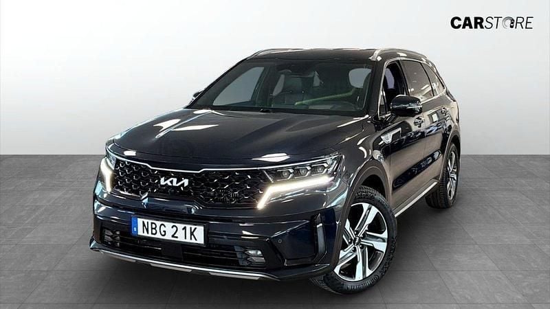 Blå (blue) Begagnad 2022 Kia Sorento 2 SUV | 474 900 kr (Marknadspris) - Bild 1/4