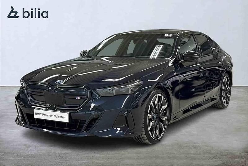 Svart Begagnad 2024 BMW i5 Sedan | 749 900 kr (Superpris) - Bild 1/1