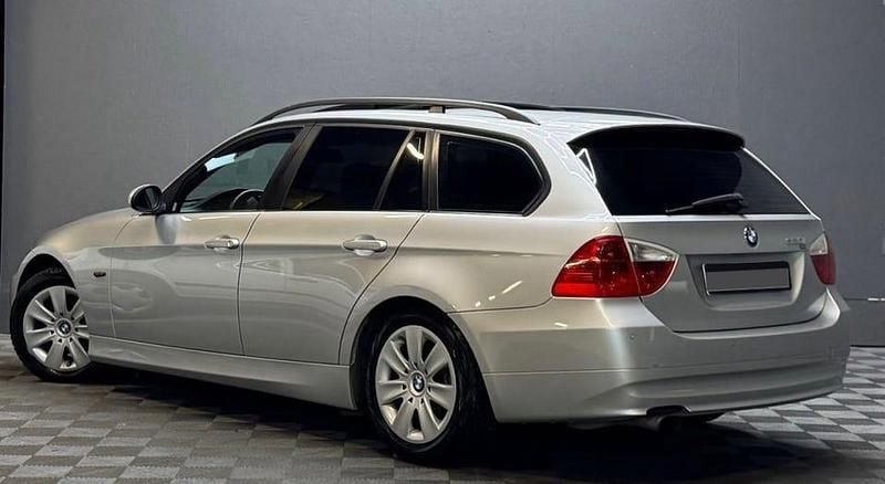 Begagnad BMW 320 150 HK (110 kW) 2008 Kombi