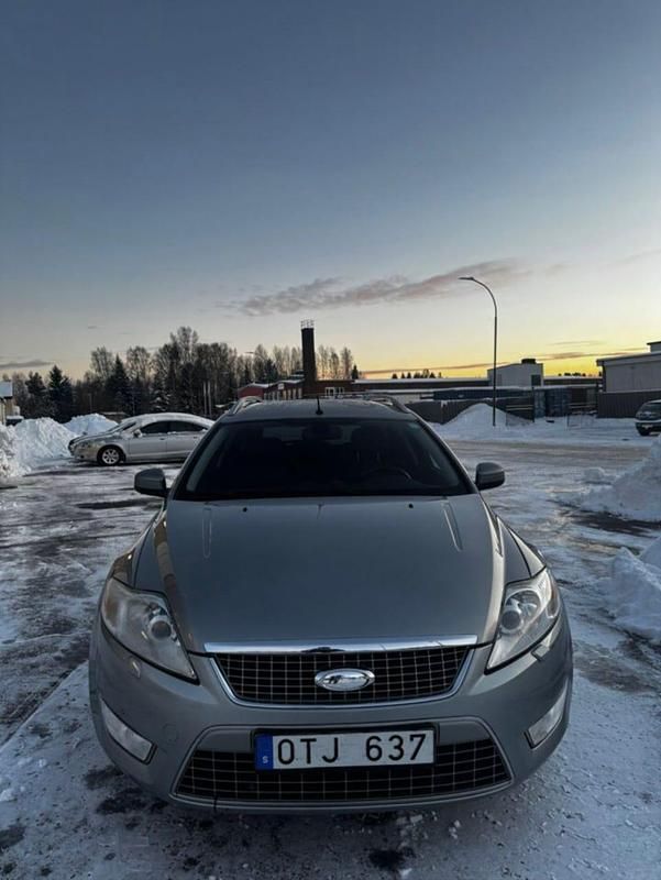 Begagnad 2009 Ford Mondeo Kombi | 25 000 kr (Bra pris) - Bild 1/4