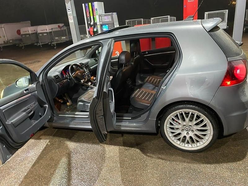 Begagnad VW Golf VI Edition 320 HK (235 kW) 2008 Halvkombi