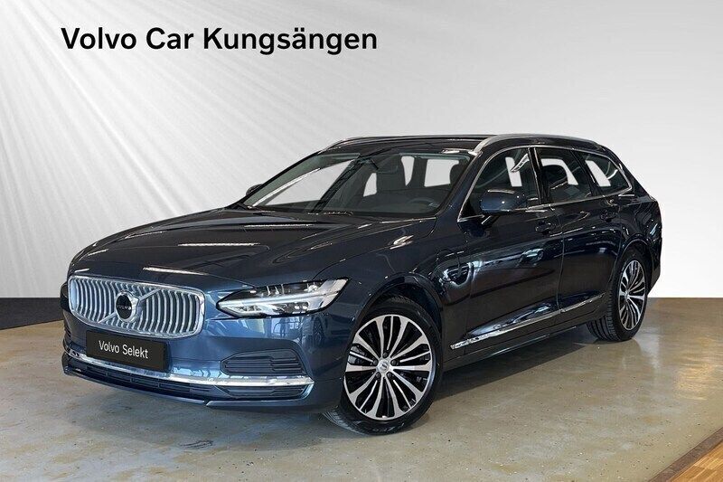 Blå Begagnad 2024 Volvo V90 Core Kombi | 499 900 kr (Marknadspris) - Bild 1/3