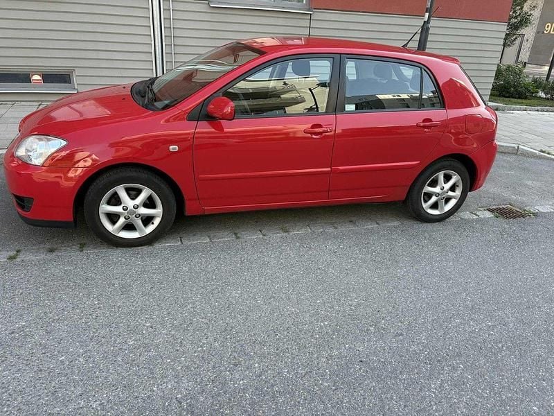 Begagnad 2006 Toyota Corolla | 39 900 kr - Bild 1/4
