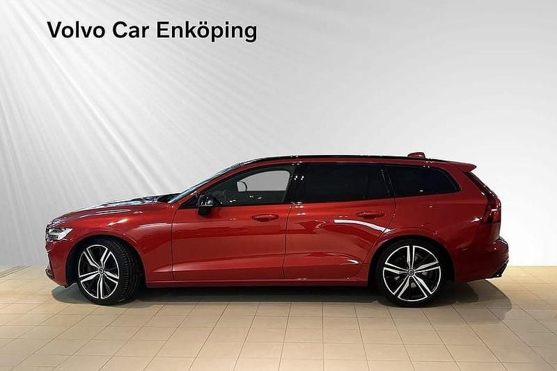 Begagnad Volvo V60 R-Design 253 HK (186 kW) 2019 Röd Kombi