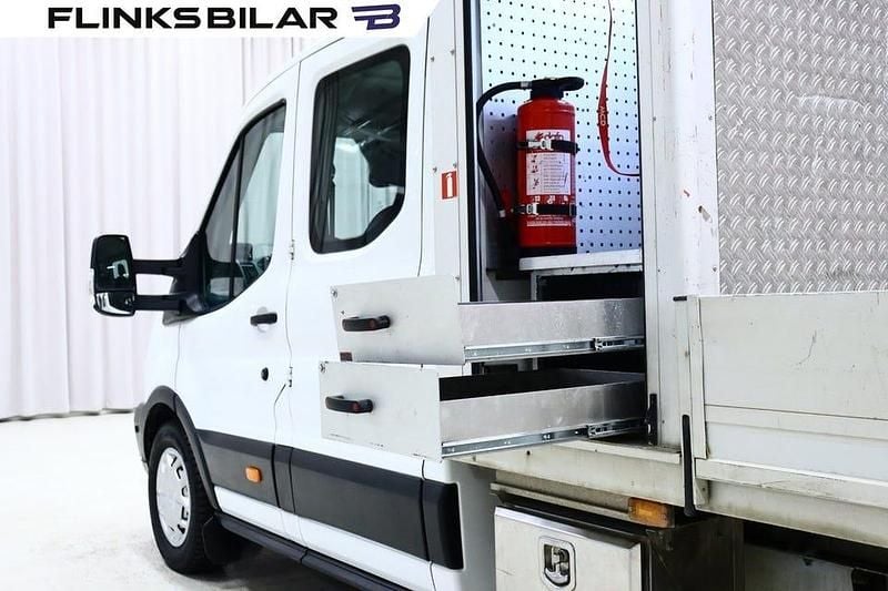 Begagnad Ford Transit 170 HK (125 kW) 2019 Flerfärgad Pickup