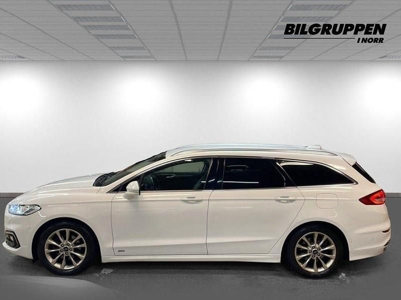 Begagnad Ford Mondeo Titanium 190 HK (139 kW) 2020 Vit Kombi