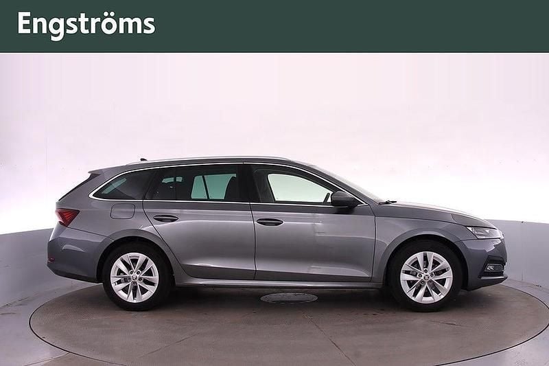 Begagnad Skoda Octavia Style 110 HK (80 kW) 2023 Graphite grey metallic Kombi