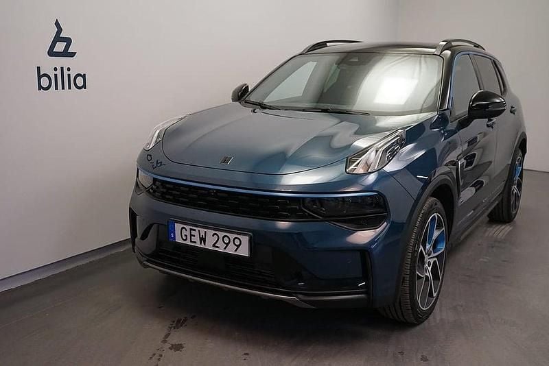 Begagnad Lynk & Co 01 264 HK (194 kW) 2023 Blå SUV