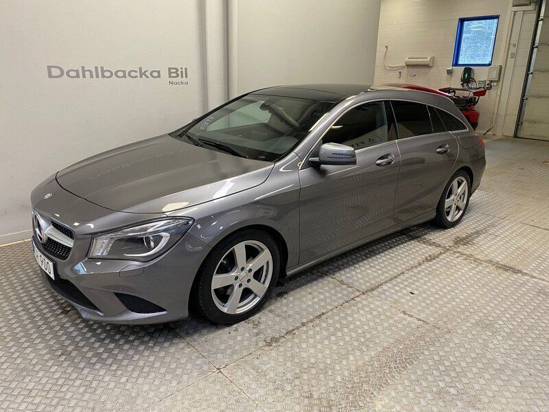 Mörkgrå Begagnad 2015 Mercedes CLA220 Shooting Brake Kombi | 185 000 kr (Lite dyr) - Bild 1/4