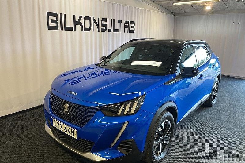 Blå Begagnad 2022 Peugeot e-2008 GTi SUV | 199 000 kr (Marknadspris) - Bild 1/4