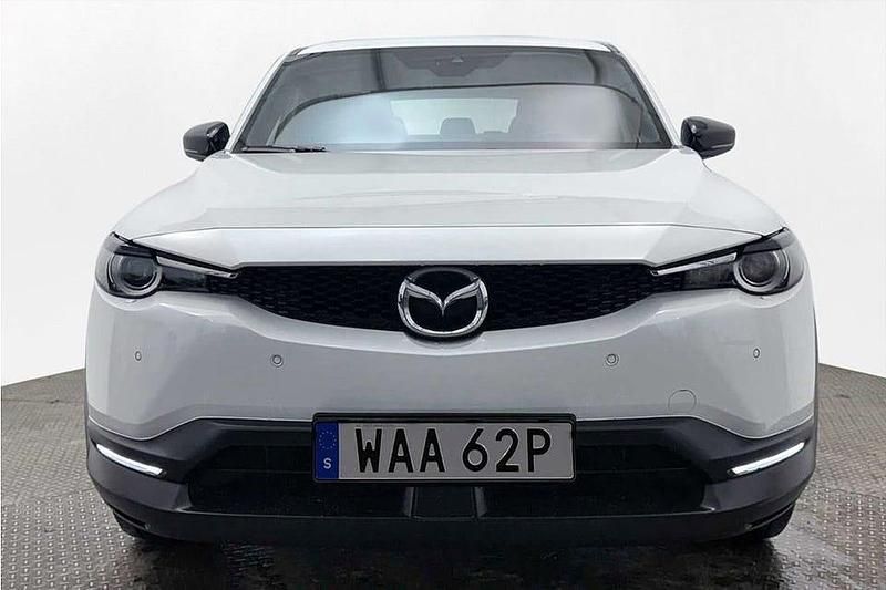 Begagnad Mazda MX30 Cosmo 105 kW (143 HK) 2022 Vit SUV