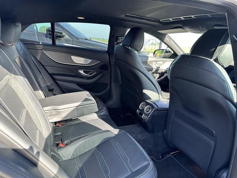 Begagnad Mercedes AMG GT 63 AMG 640 HK (470 kW) 2019 Svart Sportkupé