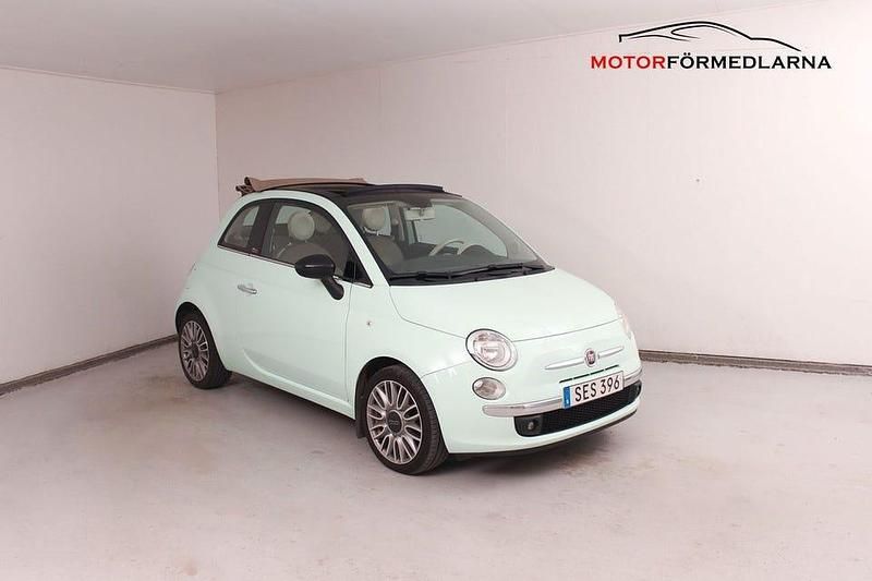 Grön Begagnad 2015 Fiat 500C Lounge Cab | 62 900 kr (Marknadspris) - Bild 1/4