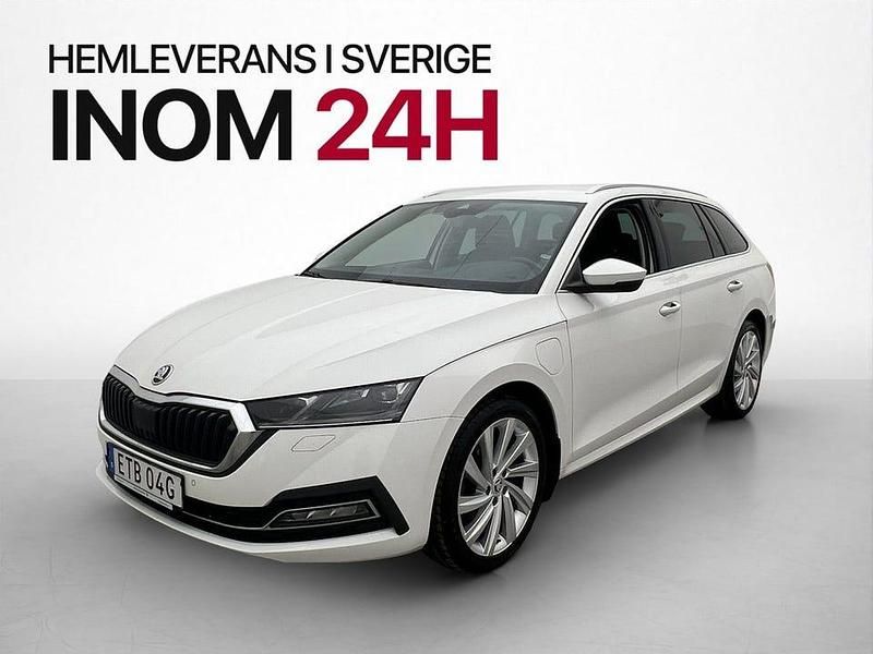 Begagnad Skoda Octavia Style 204 HK (150 kW) 2021 Vit Kombi