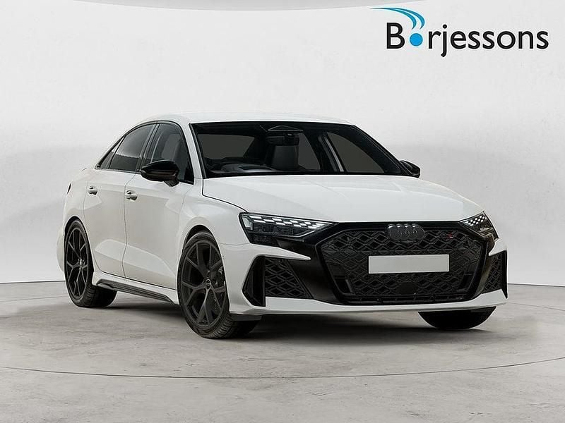 Begagnad Audi RS3 Comfort 400 HK (294 kW) 2022 Sedan