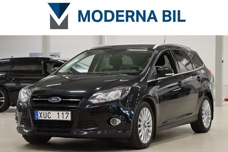 Svart Begagnad 2012 Ford Focus Titanium Kombi | 99 900 kr (Lite dyr) - Bild 1/4