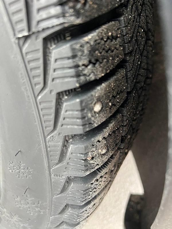 Begagnad VW Golf V Trendline 102 HK (75 kW) 2007 Svart Halvkombi