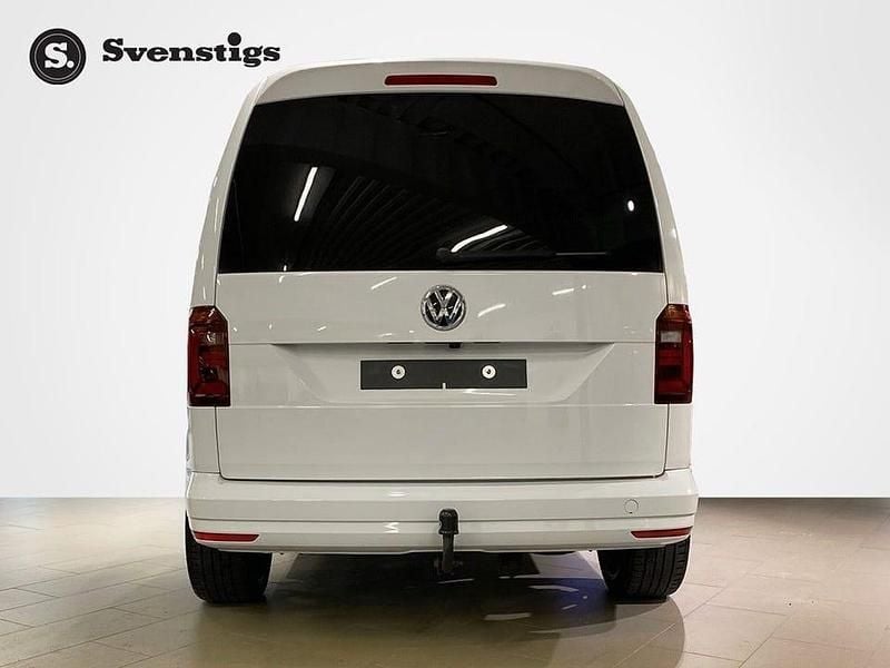Begagnad VW Caddy Life 131 HK (96 kW) 2018 Vit Minibuss