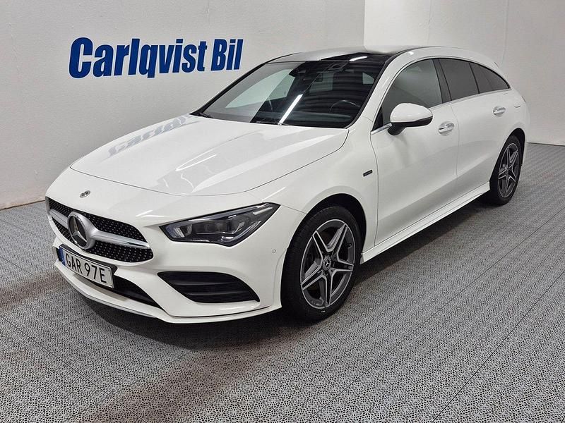 Vit Begagnad 2021 Mercedes CLA250e Shooting Brake AMG Kombi | 295 000 kr (Lite dyr) - Bild 1/4