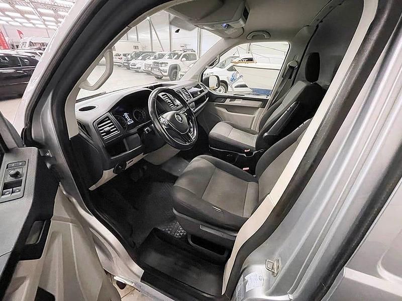 Begagnad VW T6 150 HK (110 kW) 2017 Silver Van