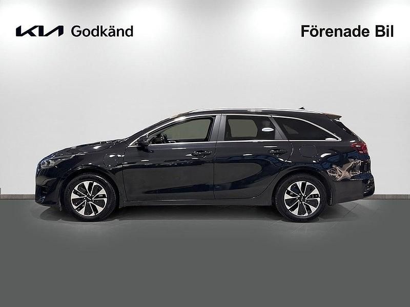Begagnad Kia Ceed Sportswagon 141 HK (103 kW) 2024 Svart Kombi