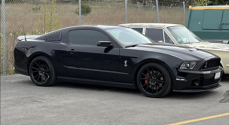 Svart Begagnad 2012 Ford Mustang Sportkupé | 659 000 kr - Bild 1/2