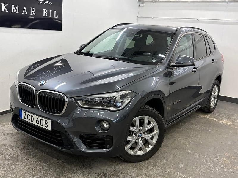 Begagnad BMW X1 Sport Line 190 HK (139 kW) 2017 Grå SUV